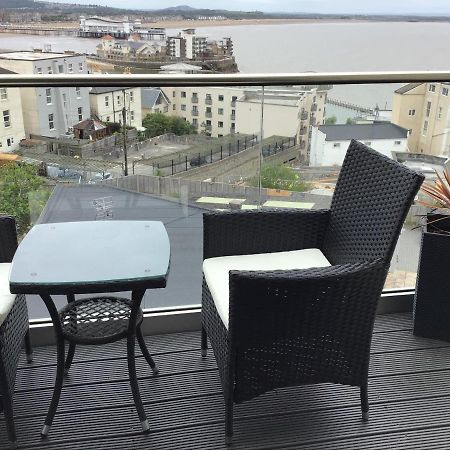 Modern Apartment With Stunning Sea View Weston-super-Mare Eksteriør bilde