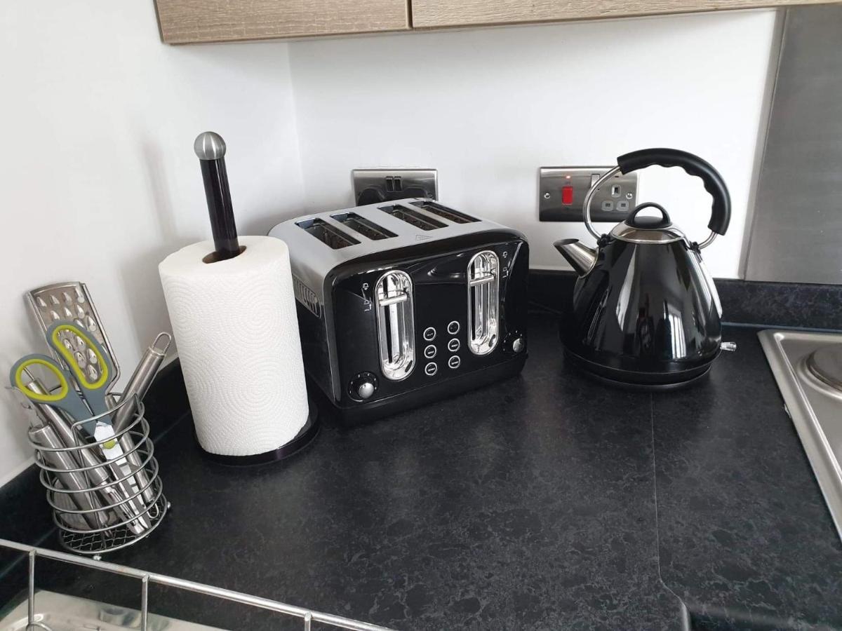Modern Apartment With Stunning Sea View Weston-super-Mare Eksteriør bilde