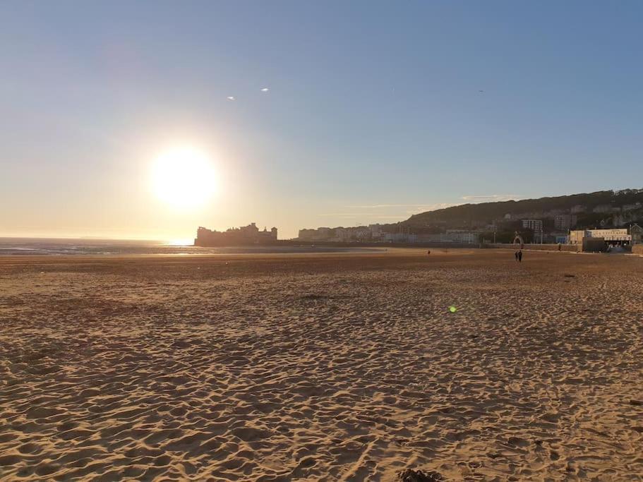 Modern Apartment With Stunning Sea View Weston-super-Mare Eksteriør bilde