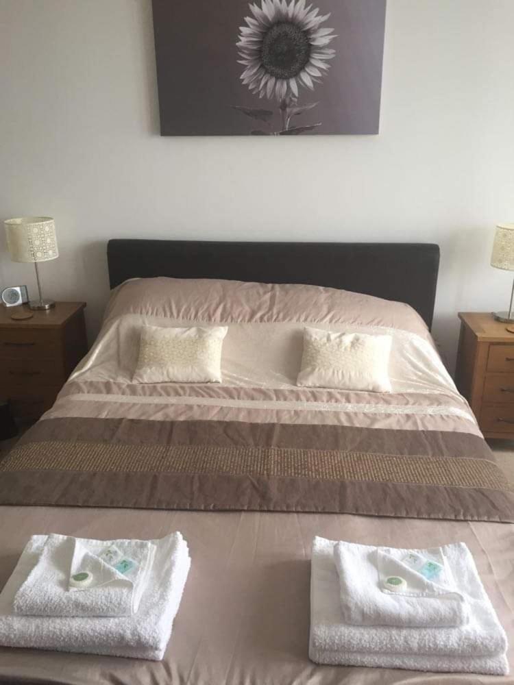 Modern Apartment With Stunning Sea View Weston-super-Mare Eksteriør bilde